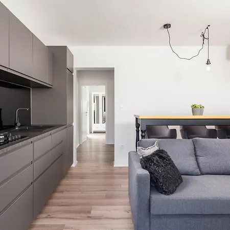 Apartment Destination Sea