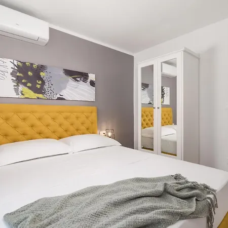 Apartment Destination Sea